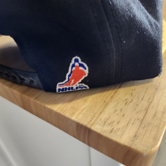 Vintage 90s Boston Bruins cap - Picture 3 of 4